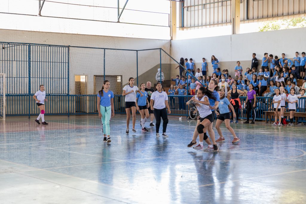 Secretarias de Esporte e Educação realizam 9º Festival de Mini Handebol das Escolas Municipais