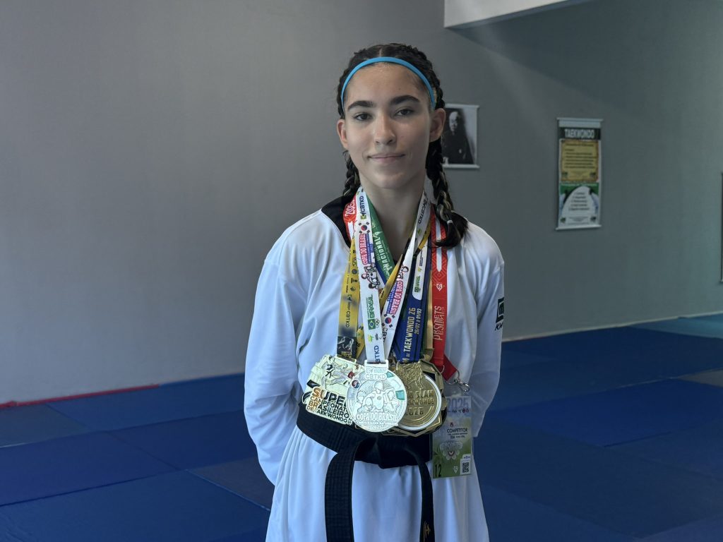 Atleta de Cambé vai em busca de medalha no Campeonato Mundial de Taekwondo no Uzbequistão